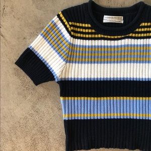 URBAN OUTFITTERS CROPPED SWEATER TOP